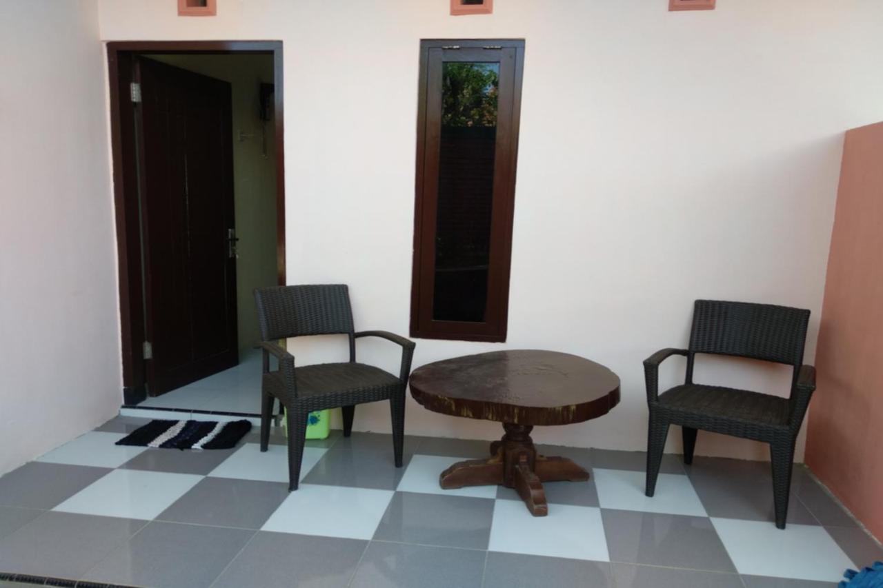 Kelapa Gading Homestay Syariah Redpartner Banyuwangi  Exterior photo